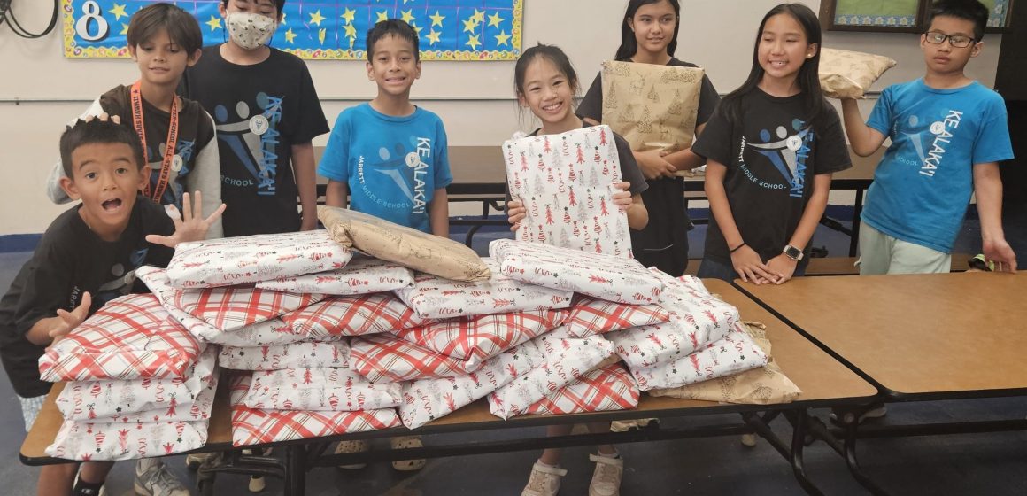 gift wrapping 2 cropped