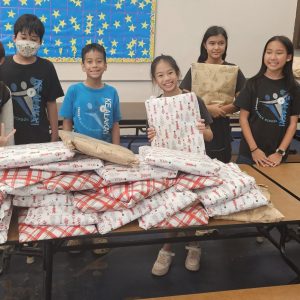 gift wrapping 2 cropped